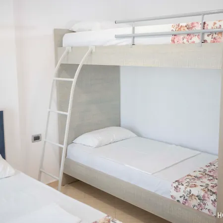 Britania 3* Sarandë